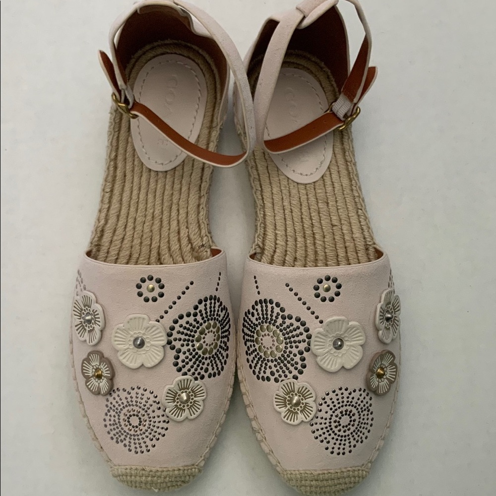 Coach saddle sandle